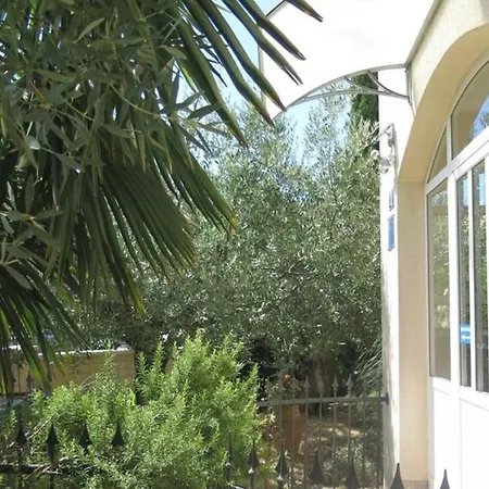 Daire Studio In With Balcony, Air Condition, Wifi *