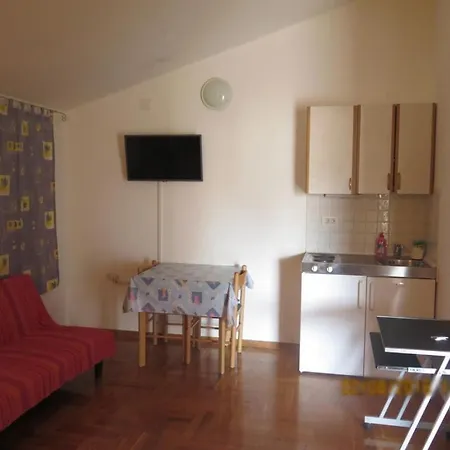 Studio In With Balcony, Air Condition, Wifi Poreč